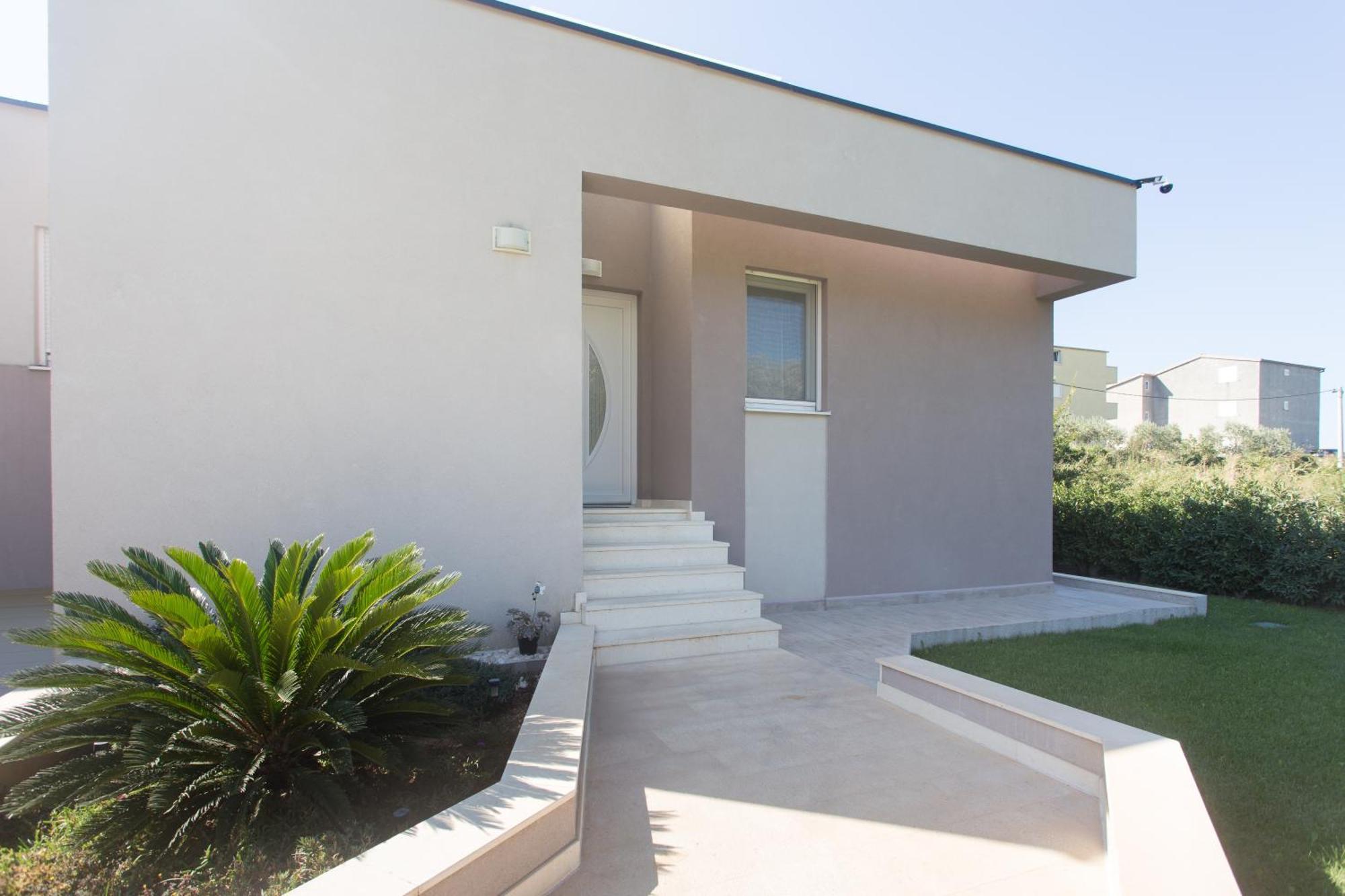 Life - New And Luxury Holiday House Kaštela Esterno foto