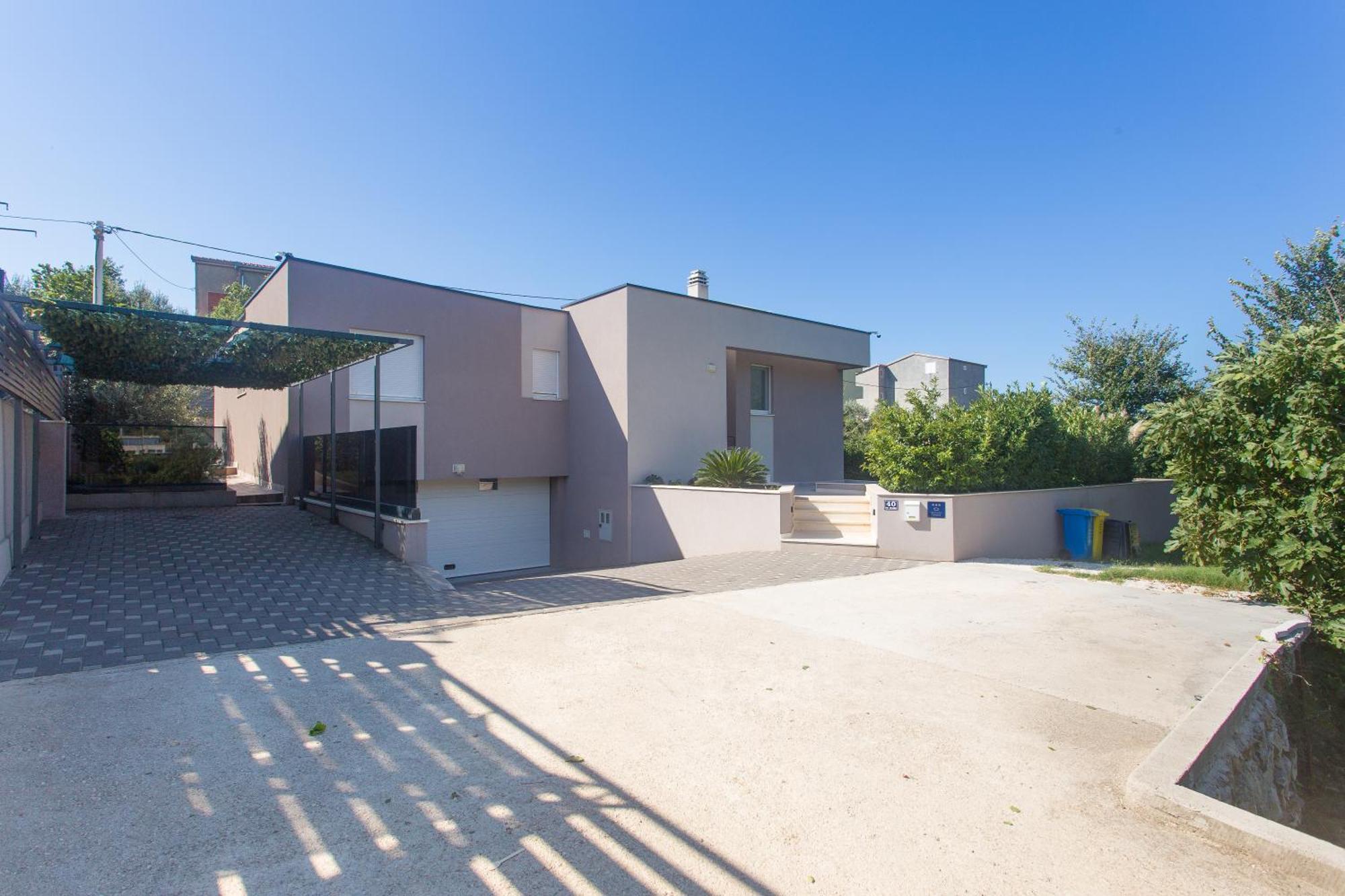 Life - New And Luxury Holiday House Kaštela Esterno foto