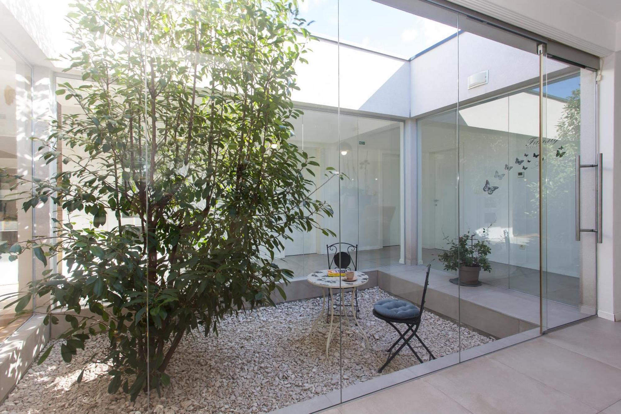 Life - New And Luxury Holiday House Kaštela Esterno foto